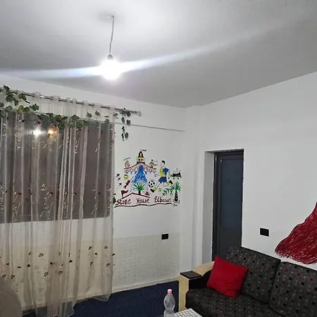 Stone House Hostal *