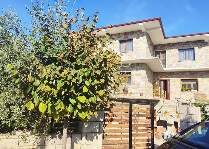 Stone House * 엘바산