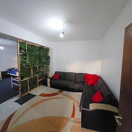 אכסניה Stone House